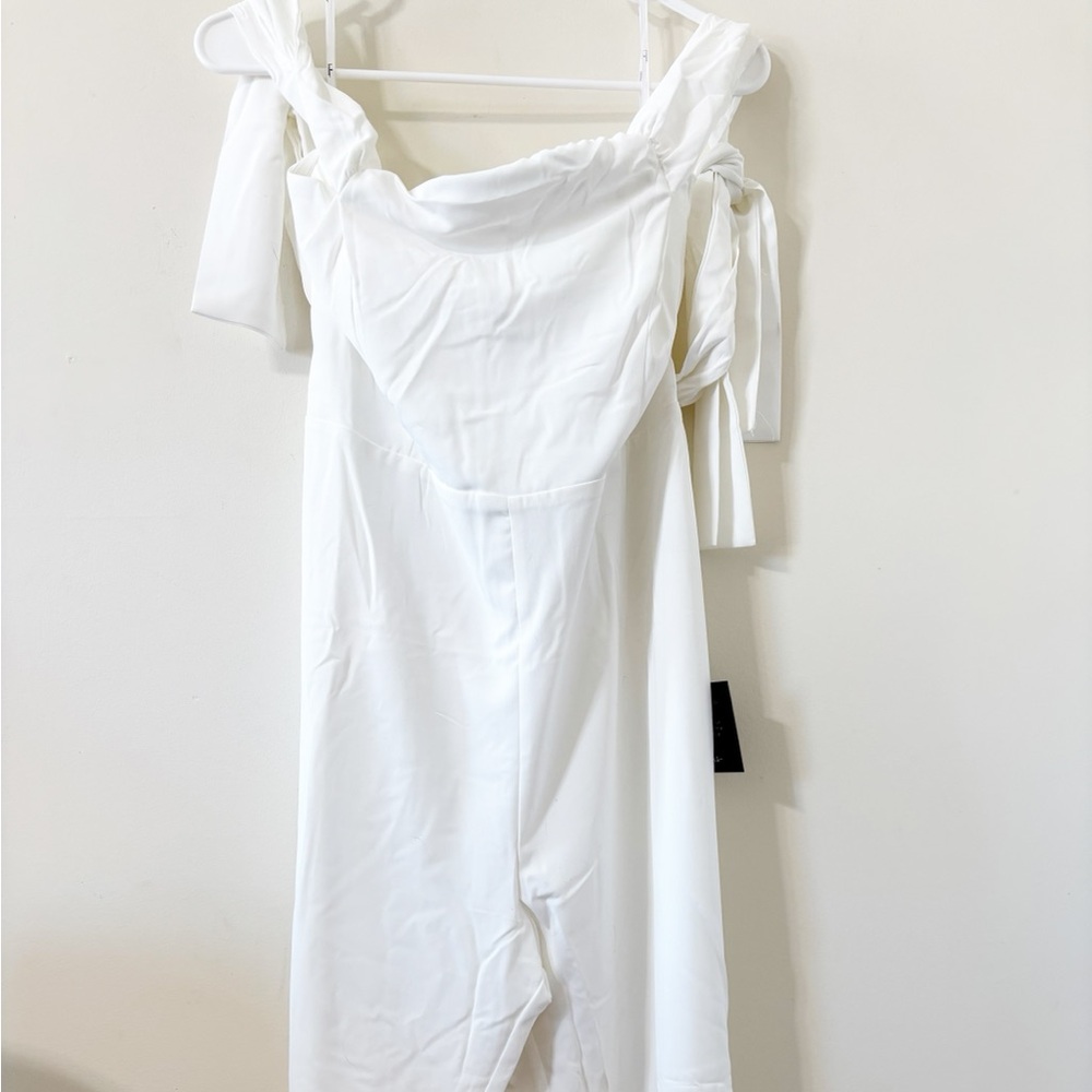 LULUS Luxe Behavior White Off-the-Shoulder Tie-Strap Cropped Jumpsuit Sz XL NWT - Picture 5 of 12